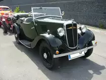 Morris Eight MK1 Tourenwagen, gebaut 1935 - 1952. Der  Eight  war als Konkurrenz zum, in Großbritanien sehr erfolgreichen Ford Model Y, entwickelt worden. Die Series I wurde bis 1937 gebaut und durch den MK2 abgelöst. Der Vierzylinderreihenmotor leistet 23 PS aus einem Hubraum von 916 cm³. Oldtimertreffen an Mo´s Bikertreff in Krefeld am 27.06.2021.
