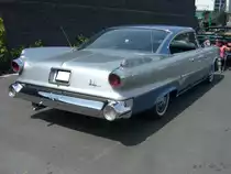 Heckansicht eines Dodge Dart Pioneer Hardtop Coupe aus dem Jahr 1960. Oldtimertreffen an Mo´s Bikertreff in Krefeld am 27.06.2021.