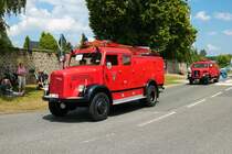 Mercedes Benz Löschfahrzeug am 04.07.21 bei einer Oldtimer Parade zum Jubiläum 75 Jahre Kreisfeuerwehrverband Gießen in Lich (Hessen)