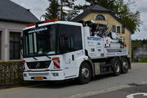Mercedes Benz Econic 2833, im Einsatz bei der Kanal Reinigung in Erpeldange/Wiltz. 06.2021
