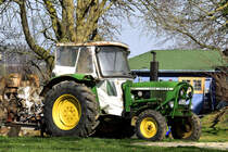 John Deere 2020, geparkt an der Altenmühle in Setterich (31.03.2021)