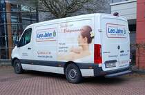 =MB Sprinter von Sanitärtechnik JAHN steht im April 2021 am Hünfelder Hallenbad