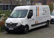 =Renault Master vom Malerbetrieb JOST steht im April 2021 in Fulda