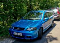 Diesen  Adren Blau  Opel Astra G OPC Caravan habe ich in Juni 2021 fotografiert.