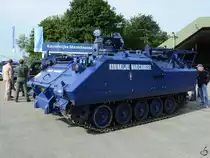 Ein geschützter Sonderwagen YPR-765 KMar auf Basis des amerikanischen Schützenpanzers M113 der Koninklijke Marechaussee (Gendarmerie) konnte Anfang Juni 2016 in Leeuwarden abgelichtet werden.