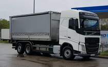 =Volvo 500 gesehen auf der Rastanlage Bruchsal, Mai 2021