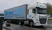 =DAF XF-Sattelzug von ATRULOG rastet im Mai 2021 an der A 5