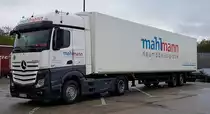 =MB Actros von MAHLMANN steht im Mai 2021 auf einer Rastanlage an der A 5