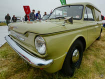 Dieser Commer  Hundefänger  war Mitte Juli 2017 in Fairford ausgestellt.