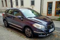 Suzuki SX4 S-Cross (Violett) in November 2020.