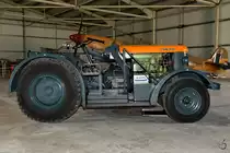 Ein Flugzeugschlepper von David Brown ist Teil der Ausstellung im Maltesischen Luftfahrtmuseum. (Ta' Qali, Oktober 2017)