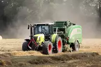 Class Arion beim Strohpressen  in Dedensen-Gümmer 27.7.2021