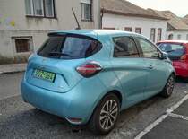 Rückansicht: Renault Zoe (Celadon Blue), aufgenommen in Oktober 2020
