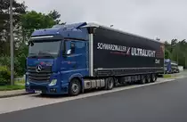 =MB Actros der Spedition STANDECHER rastet im Juni 2021 an der A 7