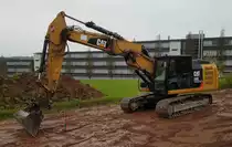 =CAT 320 E steht im Juni 2021 in Künzell