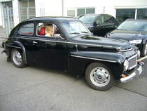 Volvo PV 544, gebaut von 1958 bis 1965. Der PV 544 (PV steht für Personvagn) glich in der Urform sehr, seinem bereits 1947 vorgestellten Vorgänger. PV 444. Angetrieben wird der sogenannte  Buckelvolvo  vom berühmten B18 Motor, einem Vierzylinderreihenmotor, der aus einem Hubraum von 1780 cm³ 68 PS leistet. Start zum 8. Saarner Oldtimer Cup am 22.08.2021.