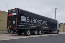 =Volvo FH der HAPPE-Gruppe mit einem Auflieger von EUROSTONE rastet im Juni 2021 an der A 7