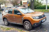 Dacia Duster Mk2 (Atacama Orange oder auch als Desert Orange genannt) fotografiert in 11.2020