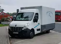 =Renault Master eines Fischlieferanten rastet im Juni  2021 an der A 5