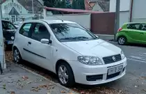 Fiat Punto Mk2  Front Swap  gesehen in November 2020.