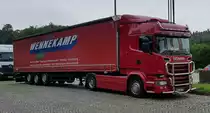 =Scania-Sattelzug mit einem Auflieger von WENNEKAMP, 06-2021