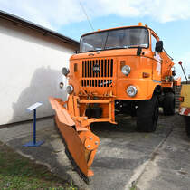 Im DDR-Museum Dargen ist dieses Winterdienstfahrzeug (IFA W50LA / Fortschritt D 035 B) ausgestellt. (August 2021)