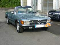 Mercedes Benz R107 350SL. Als 350SL kam der Nachfolger des  Pagoden-Mercedes W113 , die Baureihe R107 im April 1971 auf den Markt. Der Grundpreis für ein solches Cabriolet lag bei seiner Markteinführung im April 1971 bei genau DM 30.000,00. Angetrieben wird der Wagen von einem V8-Motor, der aus einem Hubraum von 3499 cm³ 200 PS leistet. Start zum 8. Saarner Oldtimer Cup am 22.08.2021.