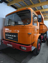 Mitte August 2021 war im DDR-Museum Dargen dieser rumänische Roman Diesel 19.215 DFK Muldenkipper zu sehen.