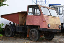 Dieser Picco Max 4-Muldenkipper auf Robur LO-Basis ist Teil der Ausstellung im DDR-Museum Dargen. (August 2021)