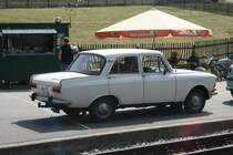 Dieser Moskwitsch 412 stand 10.04.09 in Steinbach am Bahnsteig.Aufgenommen zum Osterdampf auf der Pressnitztalbahn.