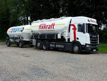 Scania R500 mit Aufbau zum Transport von Mischfutter incl. Hänger anlässlich der Wochenendruhe; 210829