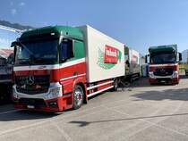 Zwei MB Actros Hängerzüge von Imbach Logistik am 4.9.21 beim  special  Trucker Festival in Interlaken.