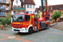 Feuerwehr Hattersheim Mercedes Benz Atego DLK 23/12 am 11.09.21 bei der 112 Jahre Feier auf dem Markplatz