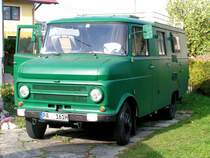 OPEL(Blitz)ist wohl ein umgebautes Feuerwehrfahrzeug; 090420