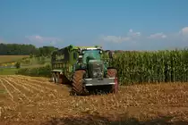 Fendt Vario 930 mit Krone ZX Häckselwagen am 18.09.21 bei der Maisernte 2021 bei Diebach am Haag