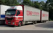 =Iveco-Hängerzug der Spedition H.ESSERS steht auf dem Rasthof Fulda-Nord, 06-2021
