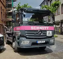 =MB des Entsorgungsunternehmens SCHMITT unterwegs in Hünfeld, 06-2021