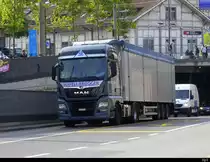 MAN - Sattelschlepper unterwegs in Winterthur am 22.09.2021