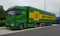 =MB Actros vom Landhandel JOSEF EUSTERBROCK rastet im Juni 2021 an der A 7