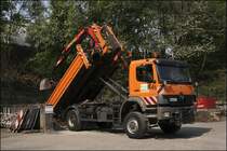 ATEGO 1828  PALIFT  beim abkippen von Schotter auf der AM L�denscheid. (24.04.2009) 

