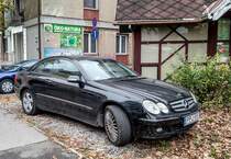 Mercedes-Benz CLK der zweiten Generation, aufgenommen in November 2020.