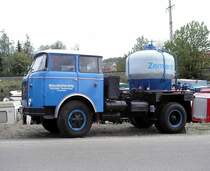 Ein Skoda mit Zementsiloaufbau aus dem oberen Erzgebirge, hier beim IFA-Oldtimertreffen 2007 in Werdau.