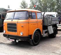 Dieser Skoda geh�rte einmal der Jenaer Verkehrsgesellschaft, hier beim IFA Oldtimertreffen 2007 in Werdau.