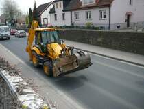 JCB - Baggerlader unterwegs in 36088 H�nfeld am 16.04.09