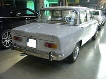 Heckansicht einer Alfa Romeo Giulia 1300 ti. Classic Remise Düsseldorf am 21.10.2021.