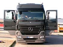 ACTROS1836 beim  Durchl�ften  des F�hrerhauses; 090426