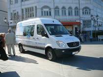 MB Sprinter als Personentransporter des Seehotels  Binz-Therme  am 25.04.09 in Binz/R�gen