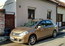 Nissan Tiida der ersten Generation. Foto: 11.2020.