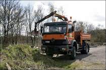 Am 08.04.2009 sollte eine Pflasterfl�che an der Talbr�cke Lennetal, zwischen dem AK Hagen und Schwerte-Ergste instandgesetzt werden. Nachdem die L-Steine und das Pflaster verlegt wurden, wurde altes Baumaterial auf dem Lagerplatz abgeladen....
