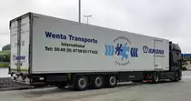 =DAF  STREETFIGHTER  von WENTA-Transporte rastet an der A 7 im Juli 2021.